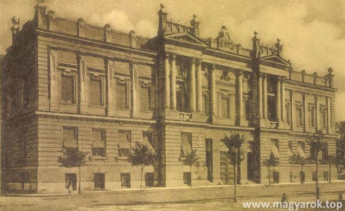 Győr, Pénzügyi palota