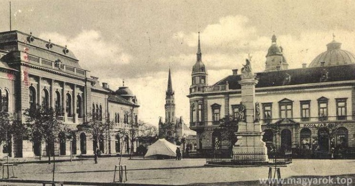 Cegléd, Kossuth tér