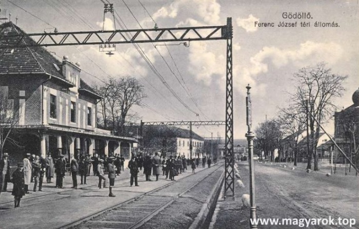 Gödöllő, Ferenc József téri állomás