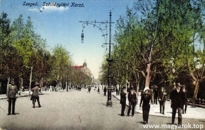 Szeged, Széchenyi-téri korzó